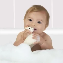 Sophie De Giraf - So Pure - Badspeelgoed - Badeend - 100% Natuurlijk Rubber -Aanbiedingen badspeelgoed Winkel 550x365 4