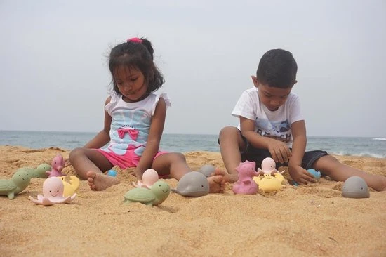 Tikiri Badspeeltje Met Belletje Walvis 6 Tikiri Badspeeltje Met Belletje Walvis - Afbeelding 6