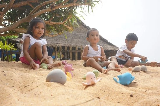 Tikiri Badspeeltje Met Belletje Walvis 7 Tikiri Badspeeltje Met Belletje Walvis - Afbeelding 7