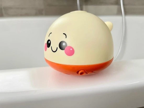 SEOS Shop ® - Badspeelgoed - Dolly De Dolfijn - Voor In Het Water - Lichtgevend - Oranje/Crème 3 SEOS Shop ® - Badspeelgoed - Dolly De Dolfijn - Voor In Het Water - Lichtgevend - Oranje/Crème - Afbeelding 3