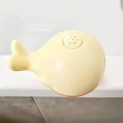 SEOS Shop ® - Badspeelgoed - Dolly De Dolfijn - Voor In Het Water - Lichtgevend - Oranje/Crème 13 SEOS Shop ® - Badspeelgoed - Dolly De Dolfijn - Voor In Het Water - Lichtgevend - Oranje/Crème -Aanbiedingen badspeelgoed Winkel 550x412 21