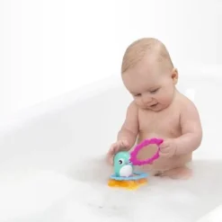 Playgro Drijvende Penquin - Badspeeltje - Badspeelgoed - Badspeelset -Aanbiedingen badspeelgoed Winkel 550x437