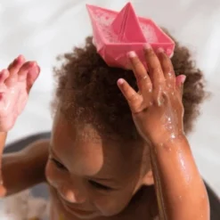 Oli & Carol Bijtspeeltje Origami Roze | 100% Natuurlijk Rubber -Aanbiedingen badspeelgoed Winkel 550x550 387