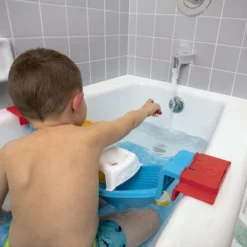 Step2 Nautical Rain Showers Badset - Badspeelgoed Incl. 3 Drijvende Karakterfiguren-krab, Walrus, En Pelikaan 33 Step2 Nautical Rain Showers Badset - Badspeelgoed Incl. 3 Drijvende Karakterfiguren-krab, Walrus, En Pelikaan -Aanbiedingen badspeelgoed Winkel 550x550 688