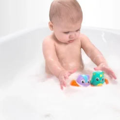 Playgro Safe To Paddle Light Up Canoe -Aanbiedingen badspeelgoed Winkel 550x646 1