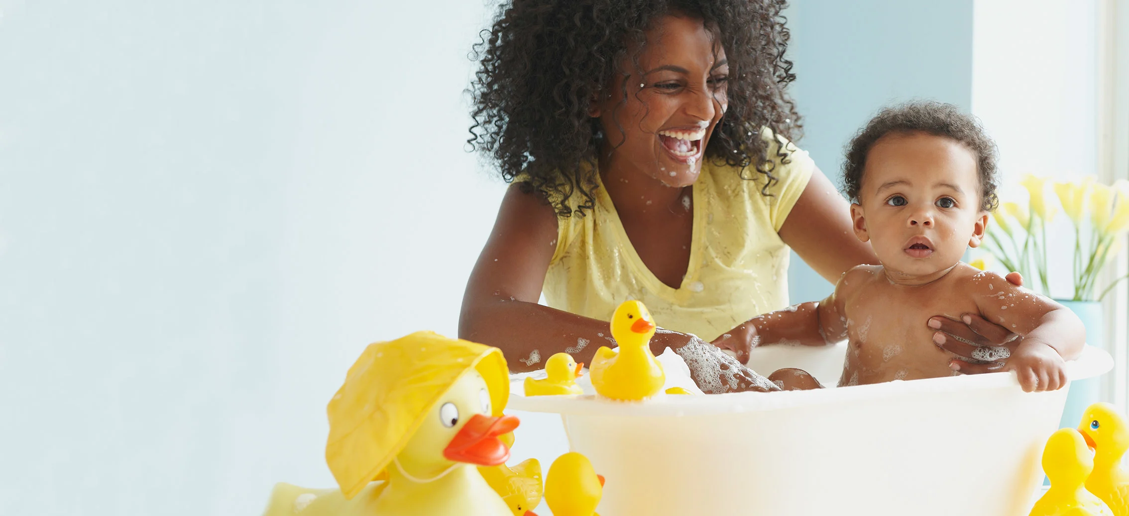 Aanbiedingen badspeelgoed Winkel -Aanbiedingen badspeelgoed Winkel HowToCleanBabyBathToys GettyImages 115621228